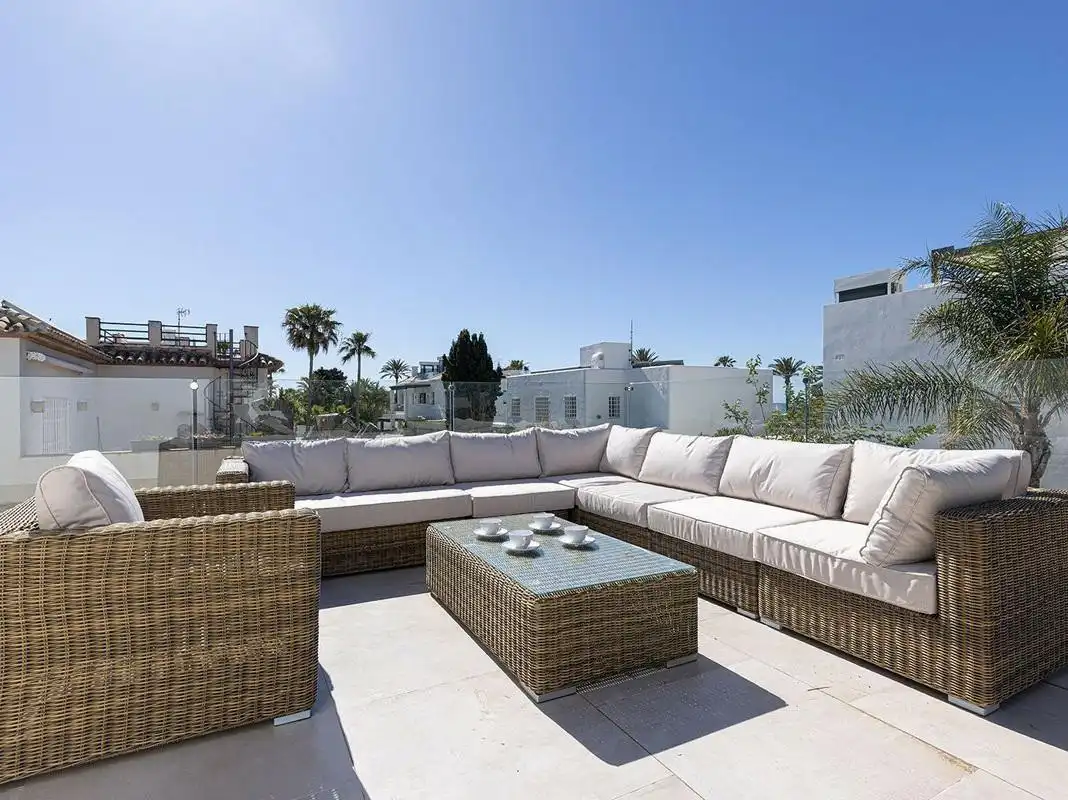 Terrasse von Haus oder Chalet zur Miete in Marbella mit Klimaanlage, Privatgarten und Terrasse