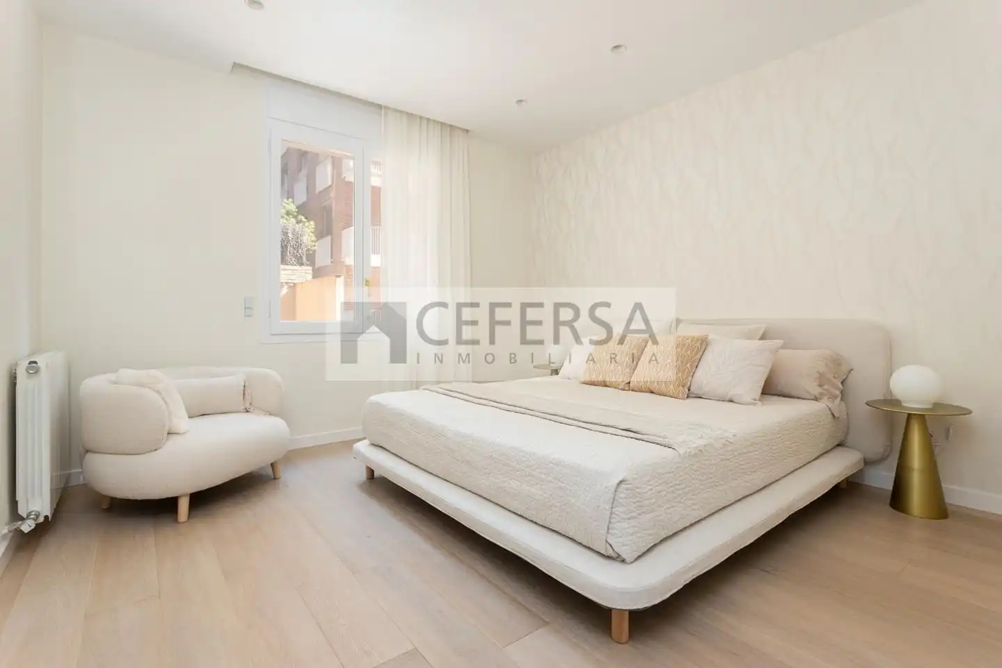 Bedroom of Flat for sale in Barcelona  with Air Conditioner, Heating and Storage room