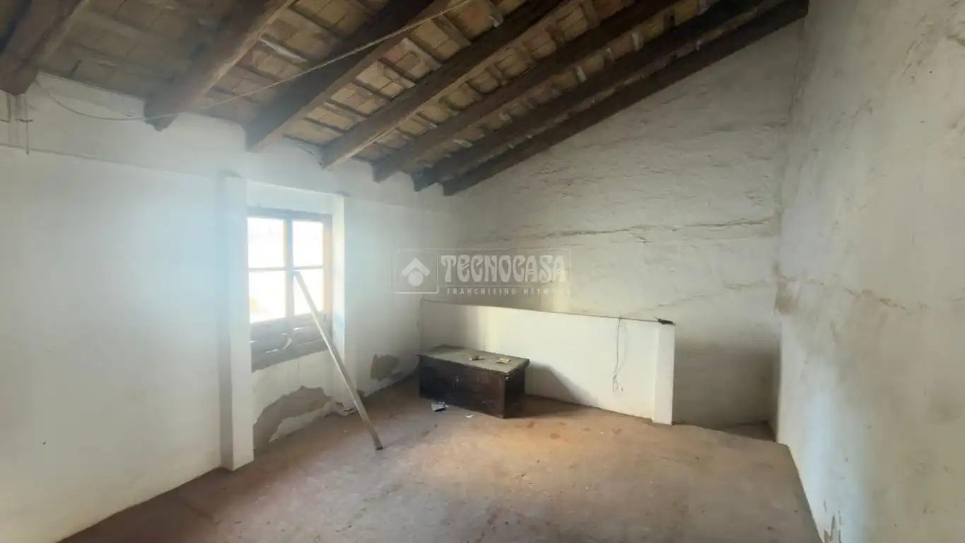 Casa o chalet en venta en La Lantejuela  con Balcón