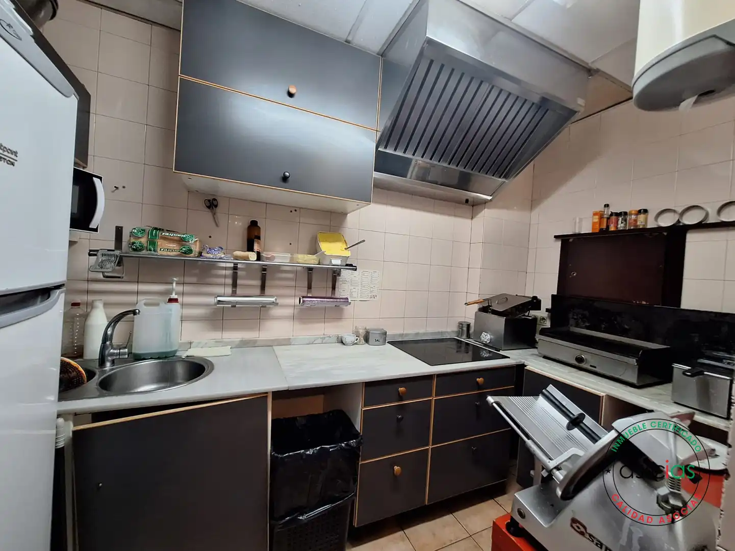 Cocina de Local en venta en Gijón  con Aire acondicionado
