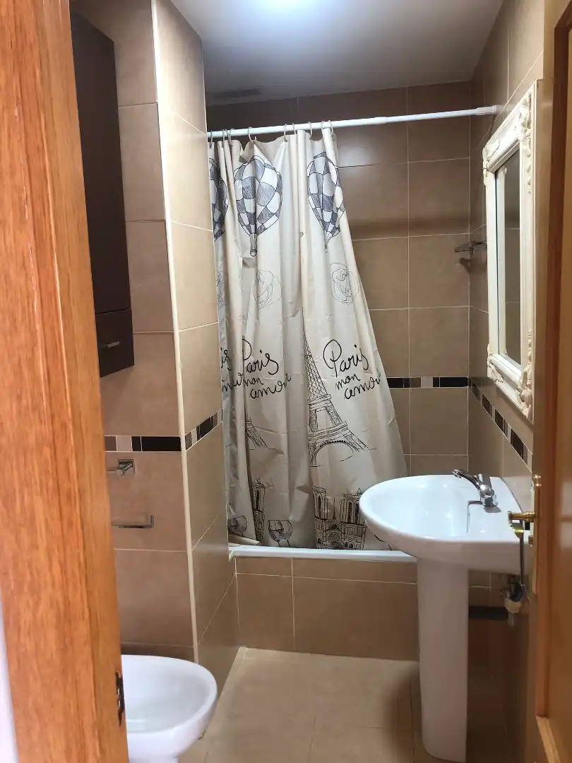 Baño de Apartamento en venta en Málaga con Aire acondicionado, Terraza y Trastero