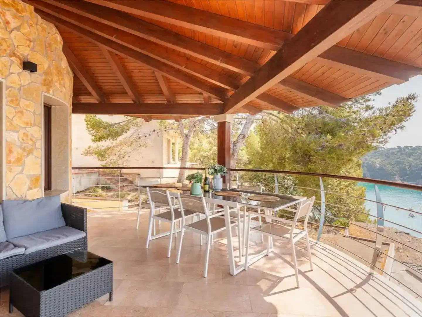 Terraza de Finca rústica de alquiler en Lloret de Mar con Aire acondicionado, Jardín privado y Piscina