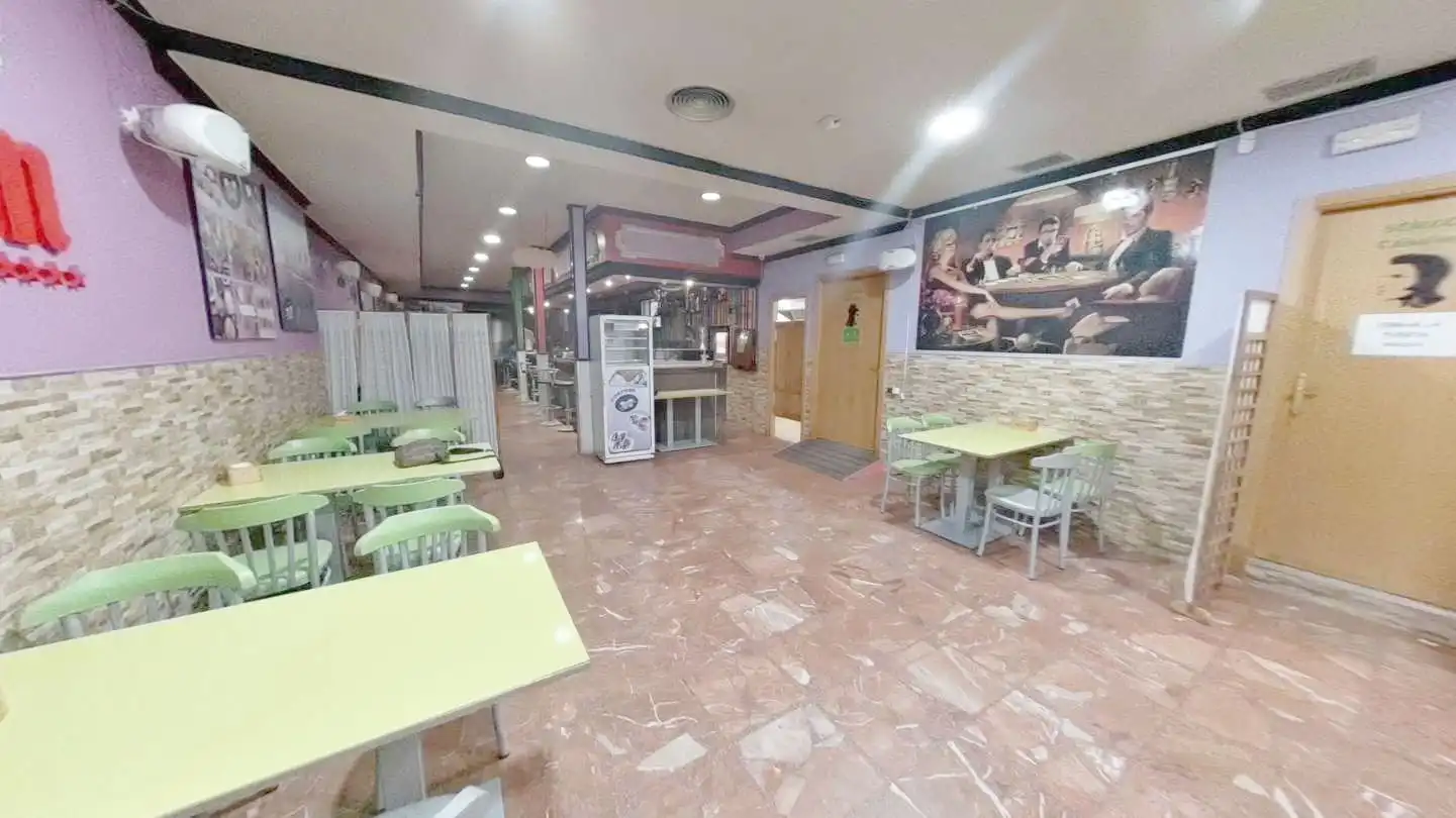 Local de alquiler en Consuegra con Aire acondicionado y Amueblado