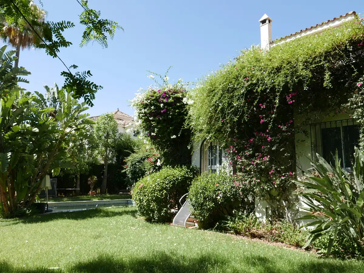 Houses for sale in Calle Pléyades, 45, Los Naranjos