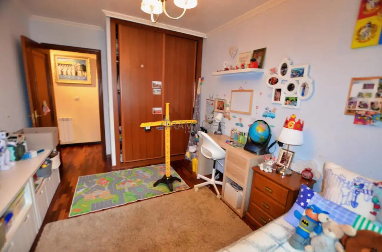 Habitación de Piso en venta en Tomiño con Calefacción y Trastero
