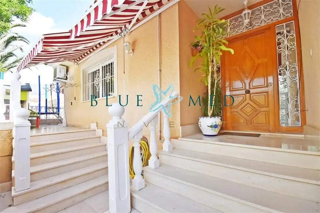 Vista exterior de Casa o chalet en venta en Mazarrón con Aire acondicionado, Terraza y Trastero