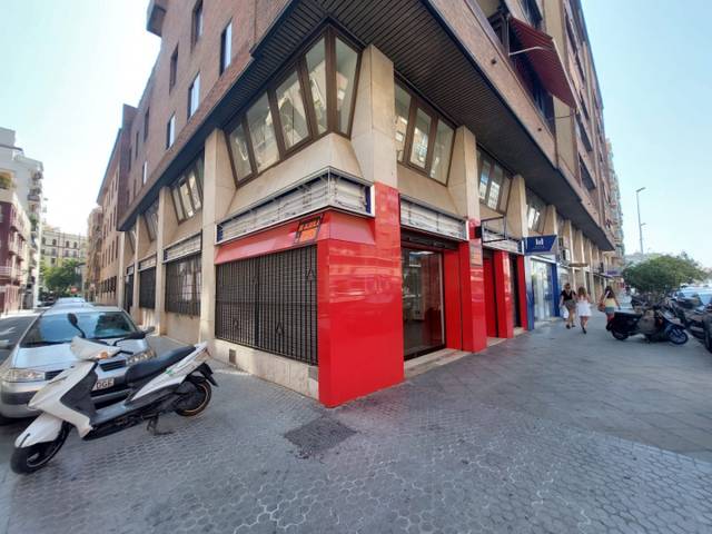 Local comercial en Alquiler en Arenal - Museo