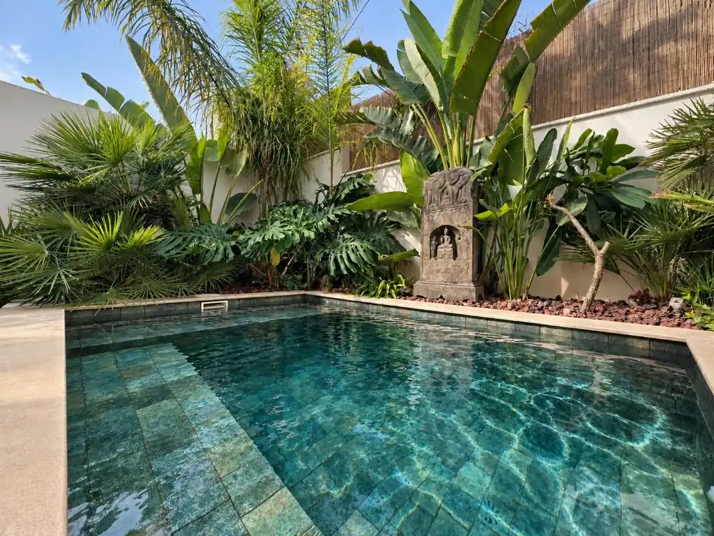 Semi-detached house with pool for sale in Portals Nous