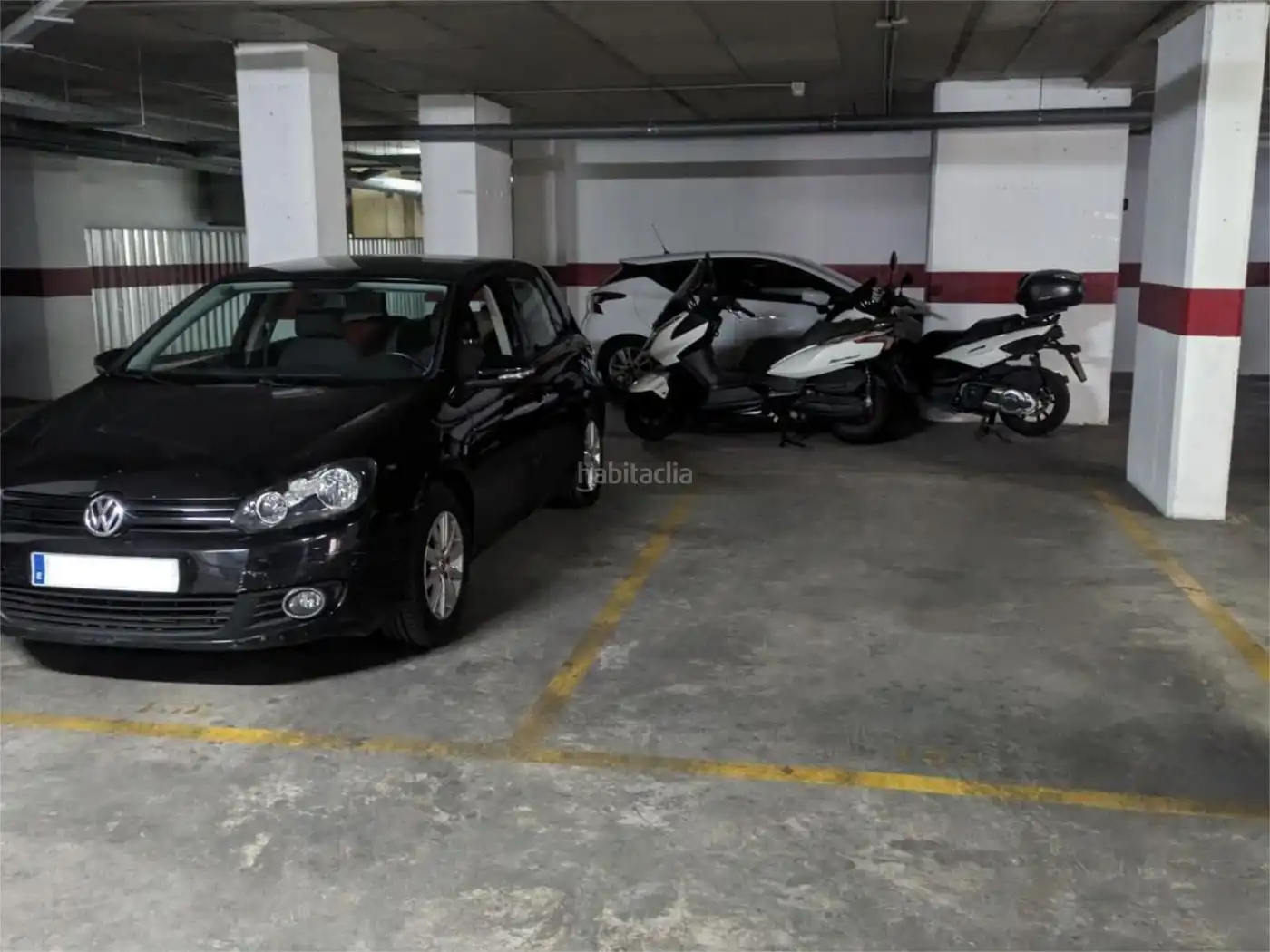 Parkplatz zur Miete in Calle Periodista Eduardo Chinarro Díaz 3