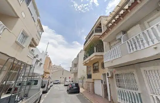 Pis en venda a Calle POLA DE SIERO 27