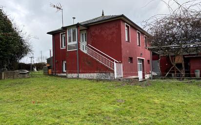 Vista exterior de Casa o xalet en venda en Lugo Capital amb Calefacció, Jardí privat i Alarma