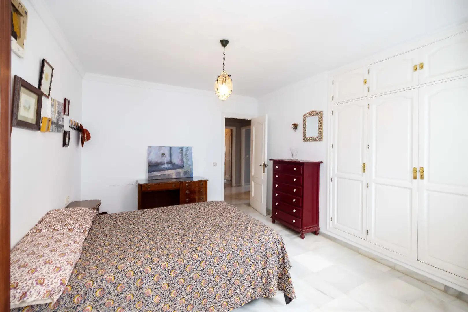 Habitación de Casa o chalet en venta en Málaga con Jardín privado, Terraza y Piscina