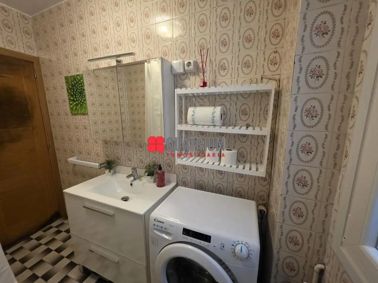 Flat for rent in Avenida de Rosalía de Castro, Ensanche - Sar