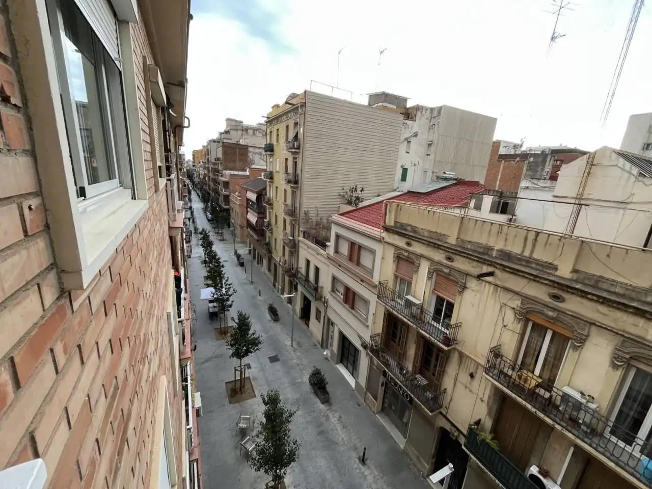 Vista exterior de Piso en venta en Barcelona con Aire acondicionado, Calefacción y Amueblado