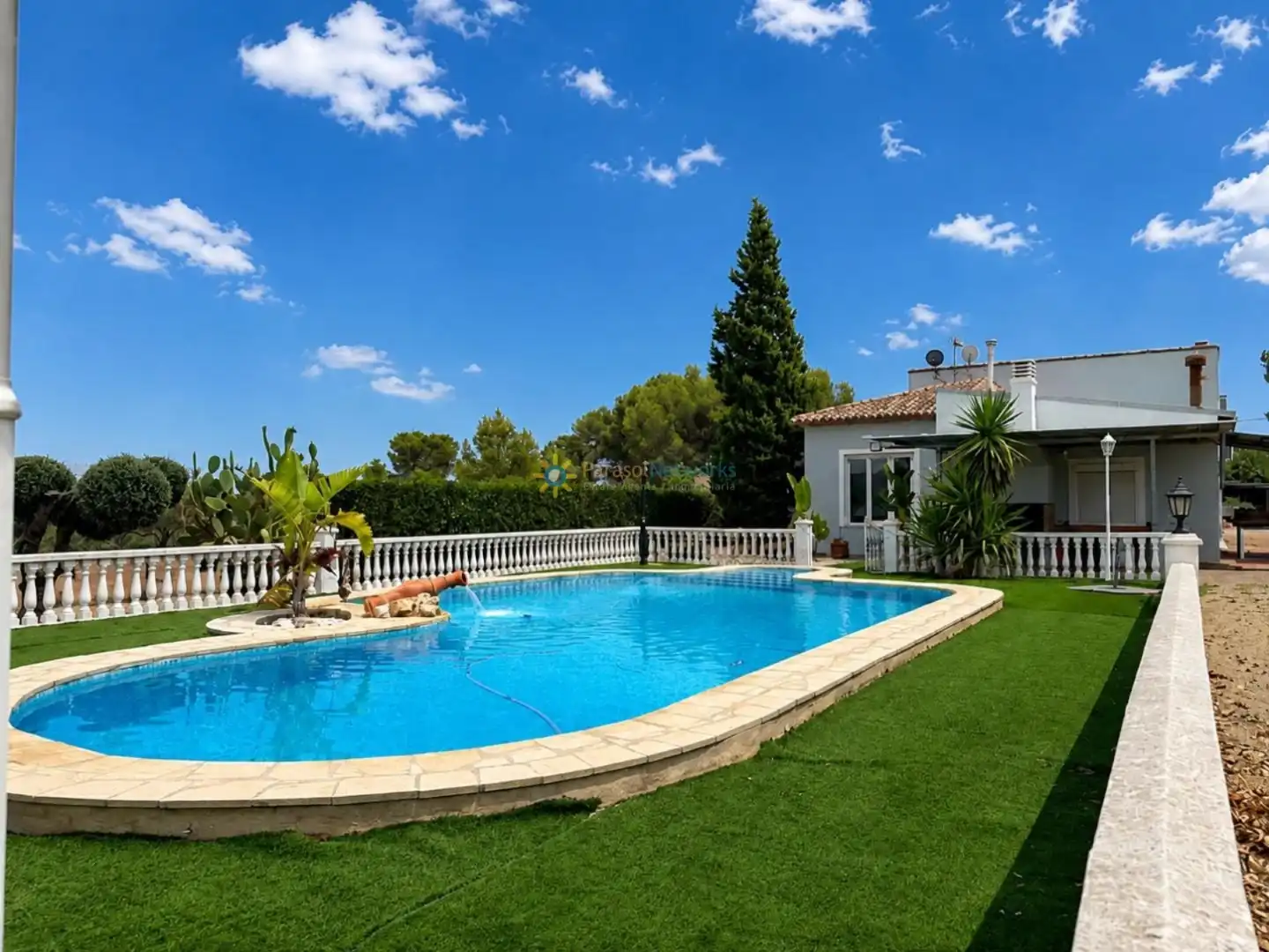 Swimming pool of Houses for sale in Ontinyent  with Air Conditioner, Private garden and Terrace