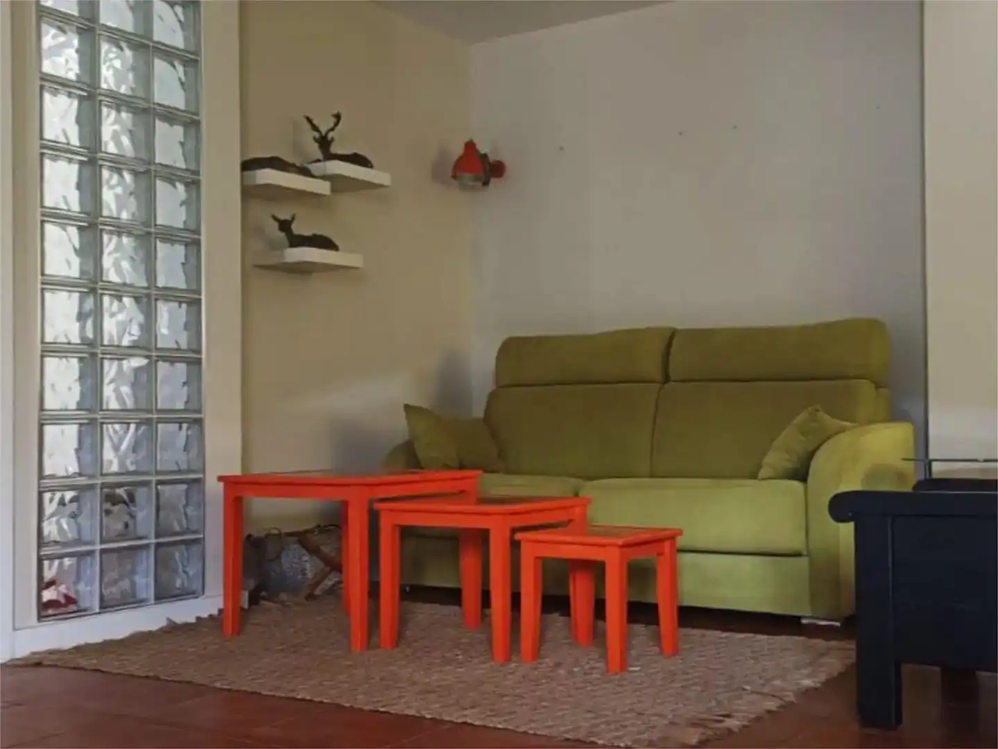 Sala d'estar de Finca rústica en venda en San Sadurniño amb Jardí privat