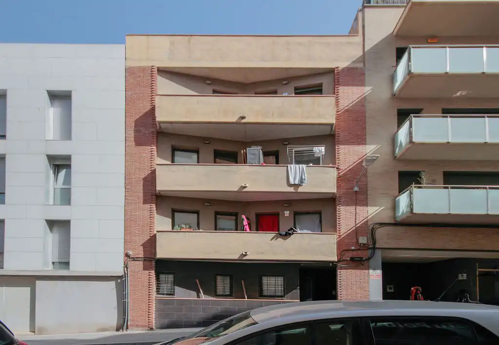 Vista exterior de Piso en venta en Terrassa