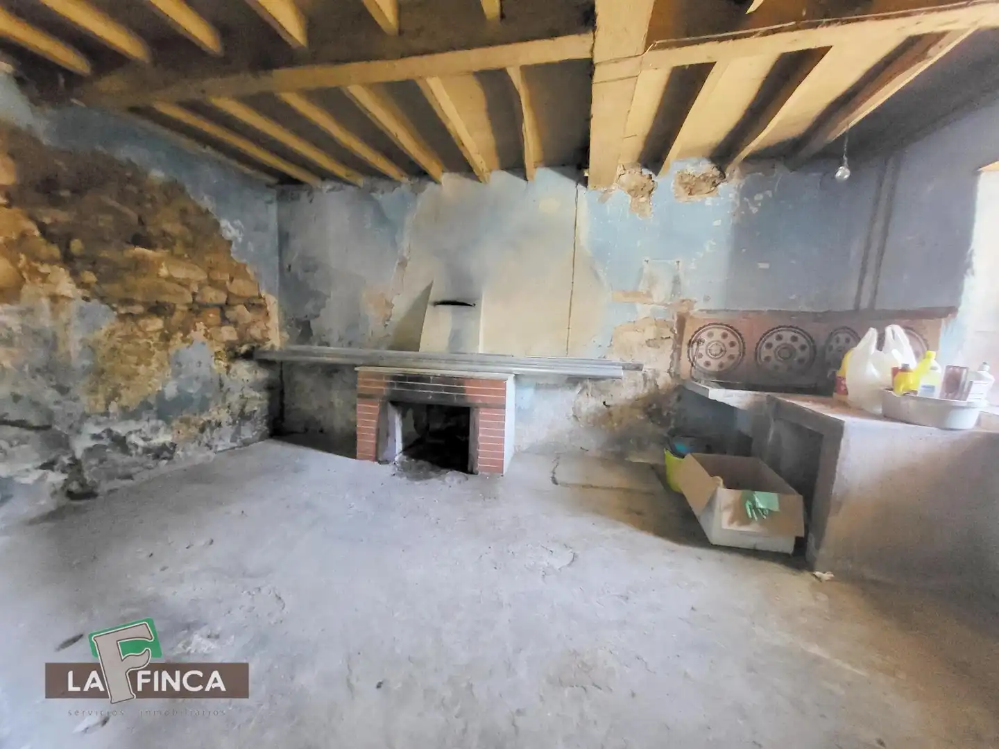 Houses for sale in Laviana  with Storage room