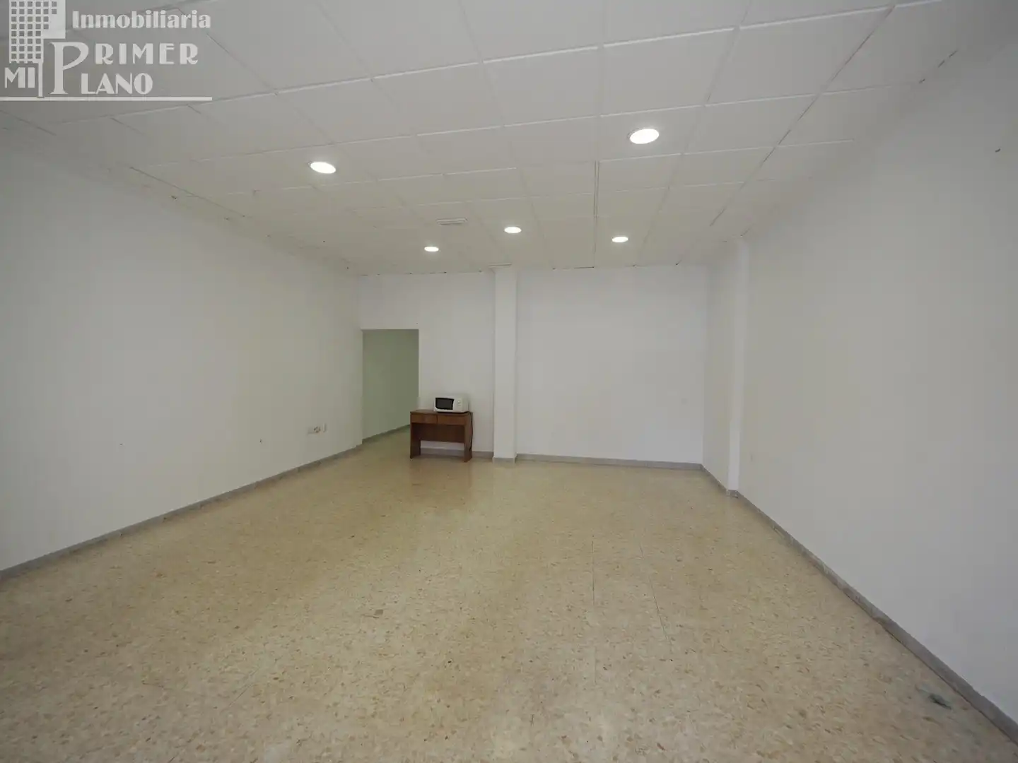 Local comercial de lloguer a Tomelloso, imagen 2