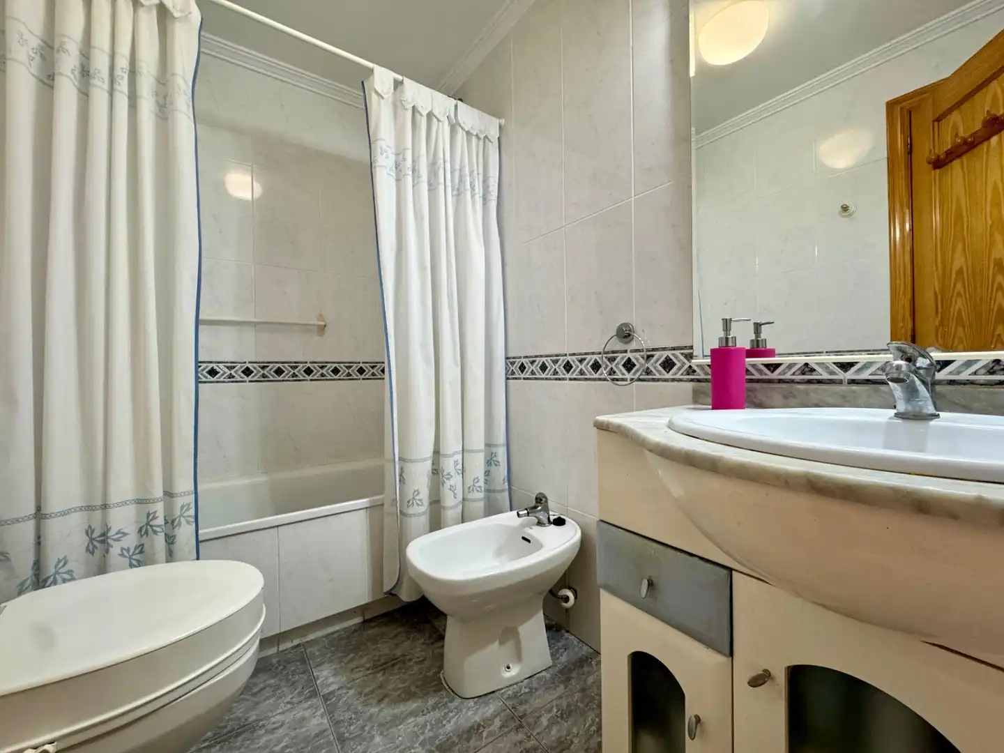 Bathroom of Flat for sale in El Campello  with Terrace and Balcony