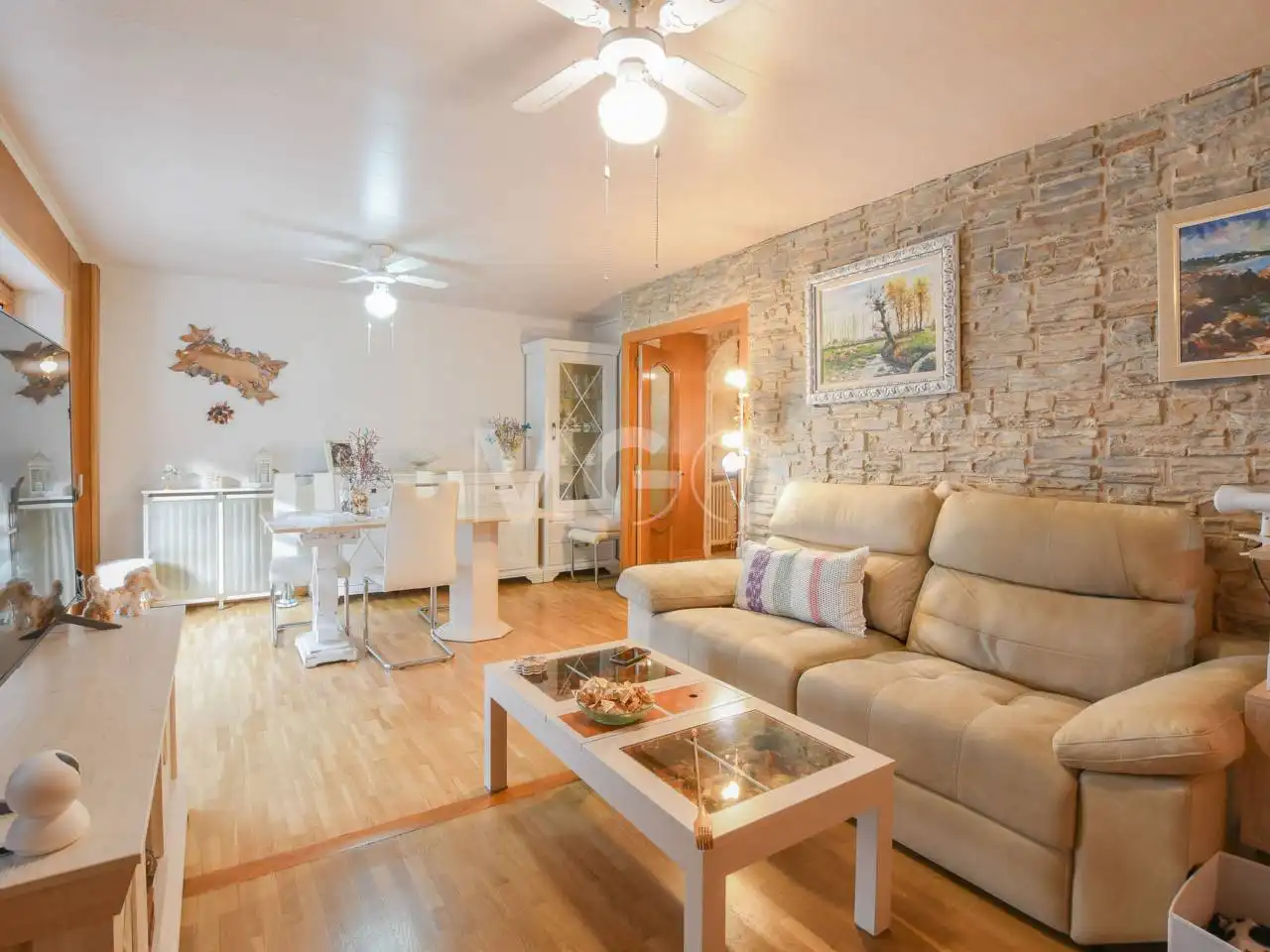 Wohnzimmer von Wohnungen zum Verkauf in Vic mit Heizung, Parkett und Terrasse