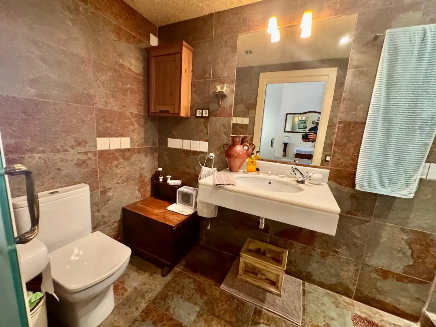 Badezimmer von Wohnung zum Verkauf in Barcelona mit Heizung und Balkon