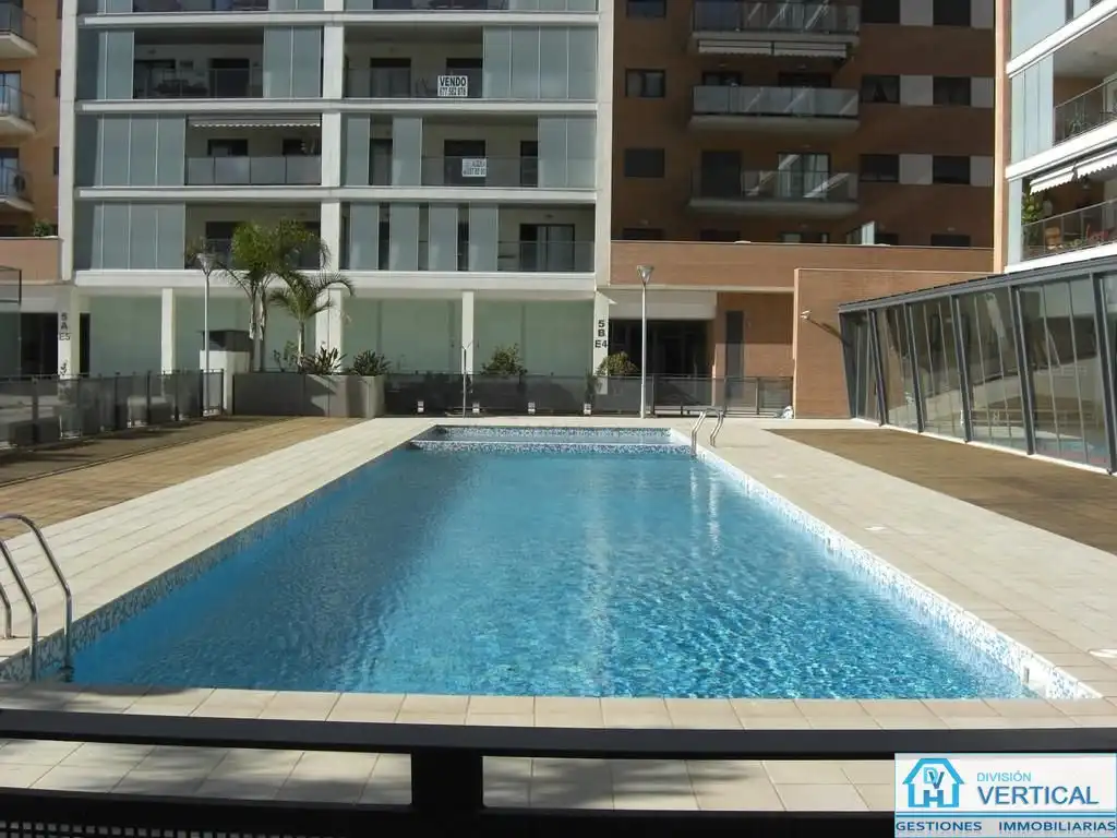 Piscina de Pis de lloguer en Paterna amb Aire condicionat, Calefacció i Terrassa