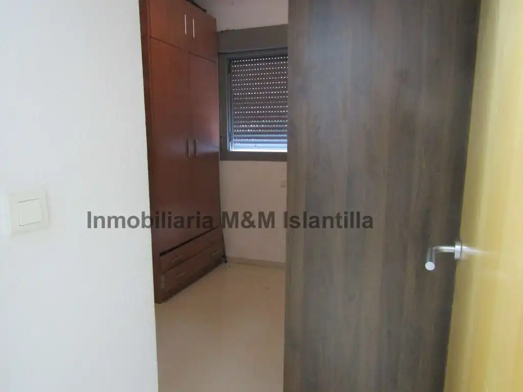 Habitación de Piso en venta en Isla Cristina con Terraza, Horno y Lavadora