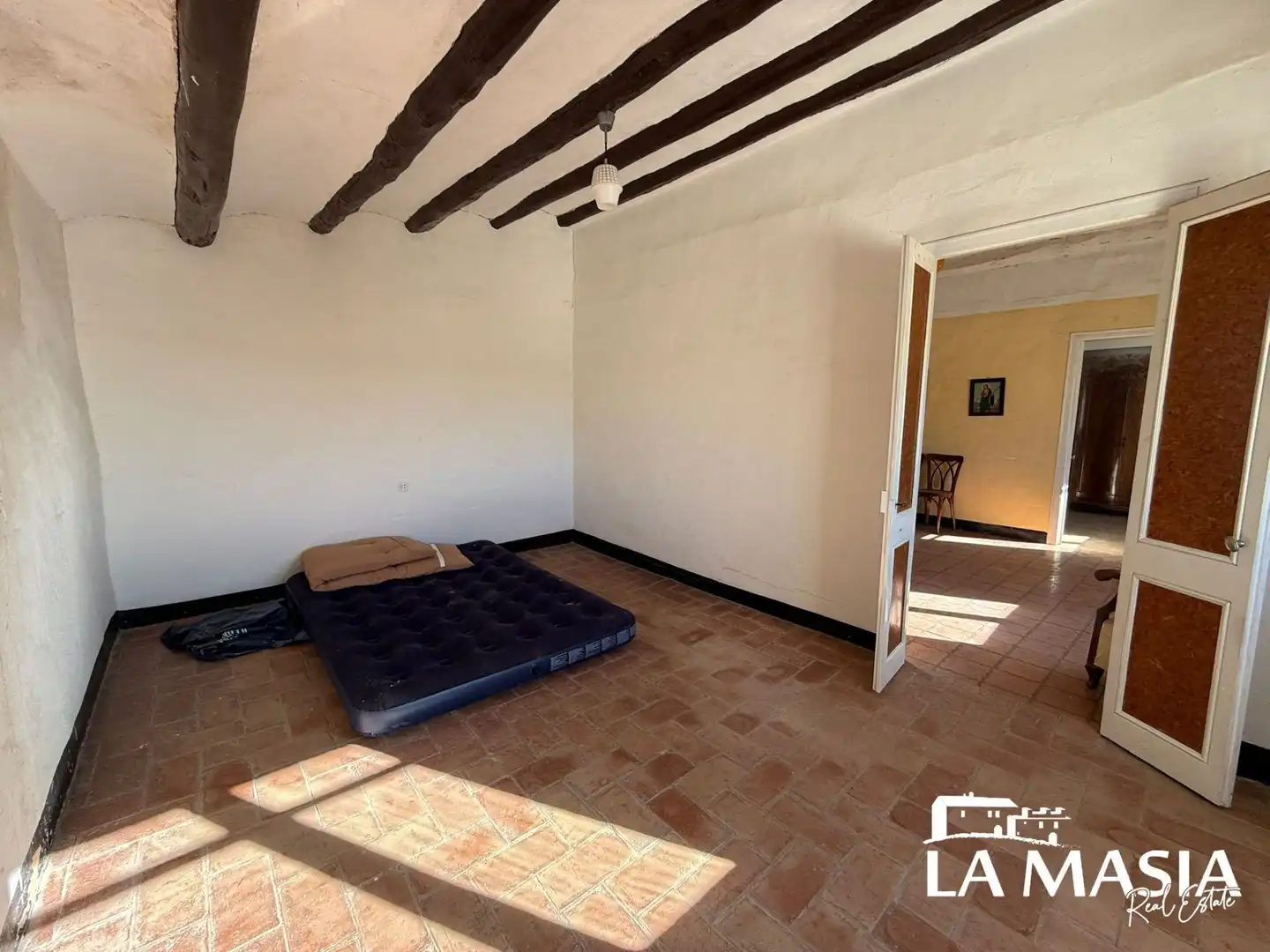 Sala d'estar de Finca rústica en venda en Olèrdola amb Jardí privat i Traster