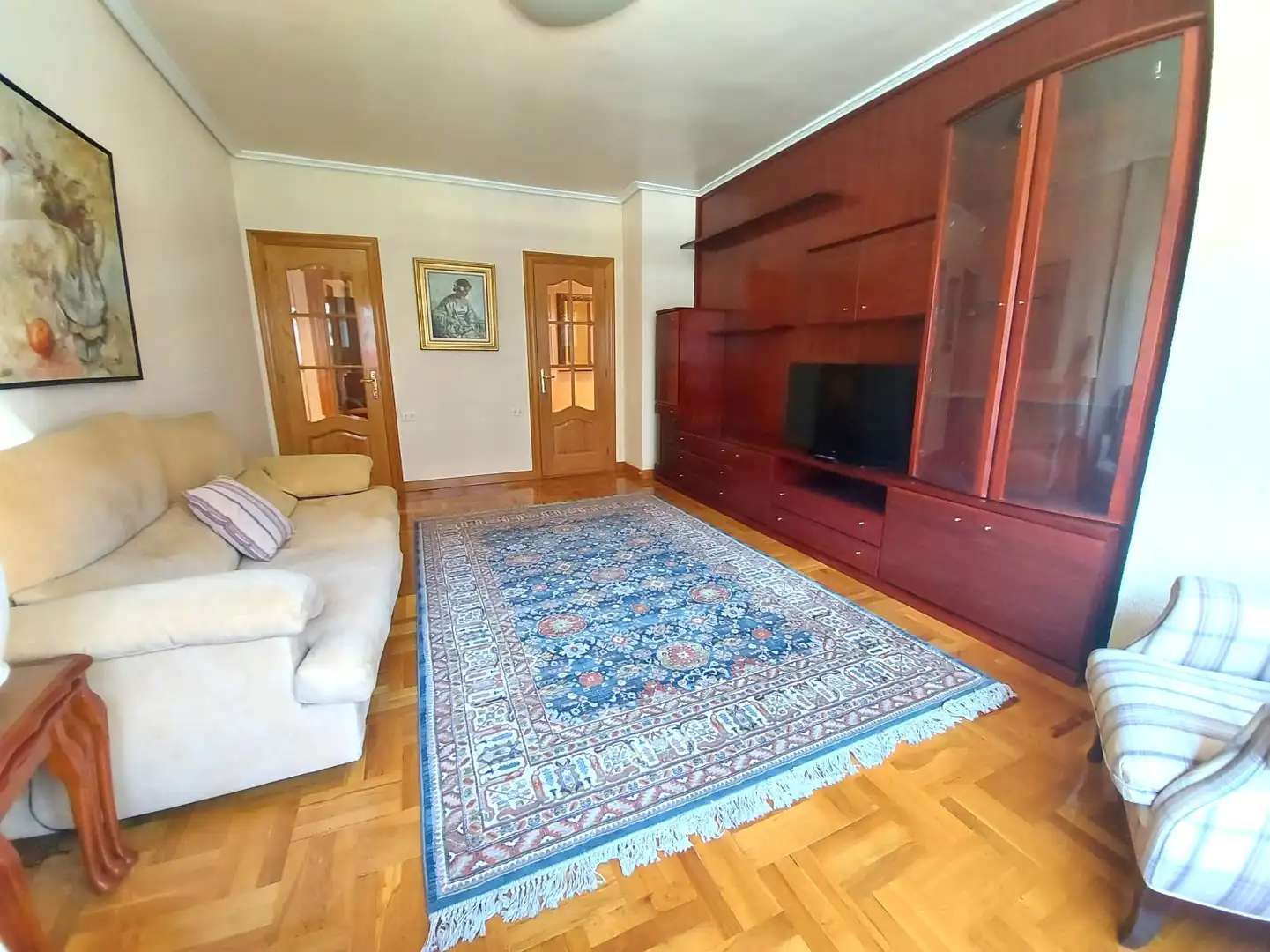 Sala d'estar de Pis en venda en  Logroño amb Calefacció, Parquet i Terrassa