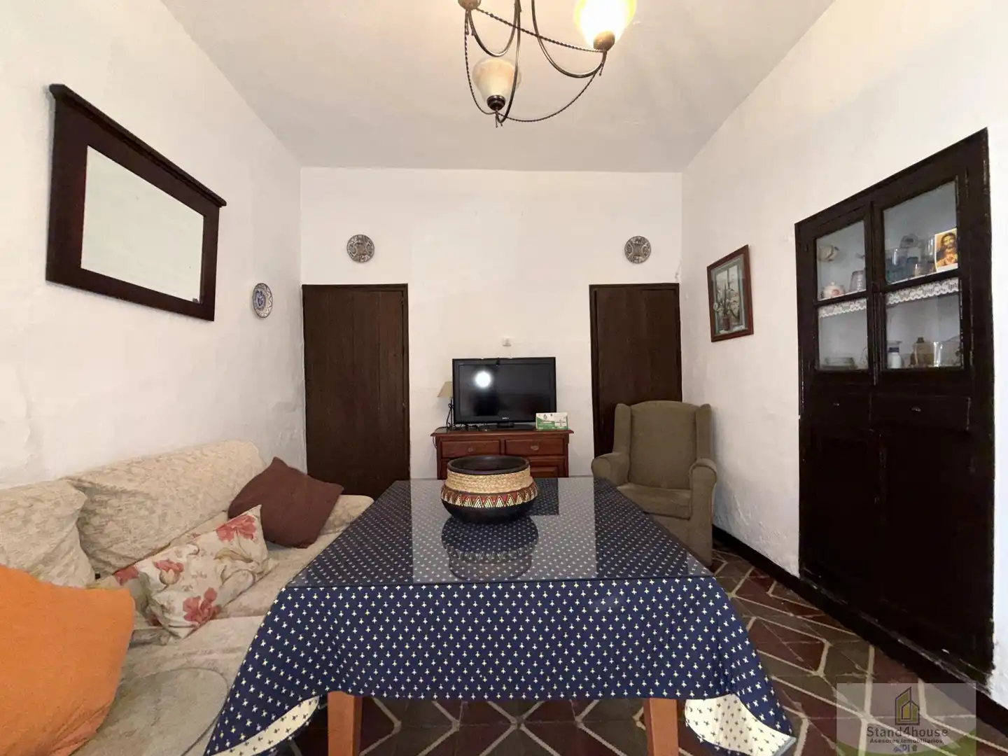 Sala d'estar de Casa adosada en venda en Gibraleón amb Terrassa i Traster