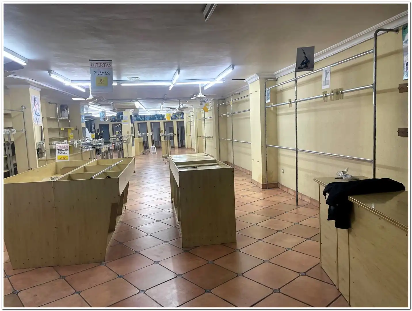 Local comercial en alquiler en Centro, imagen 2