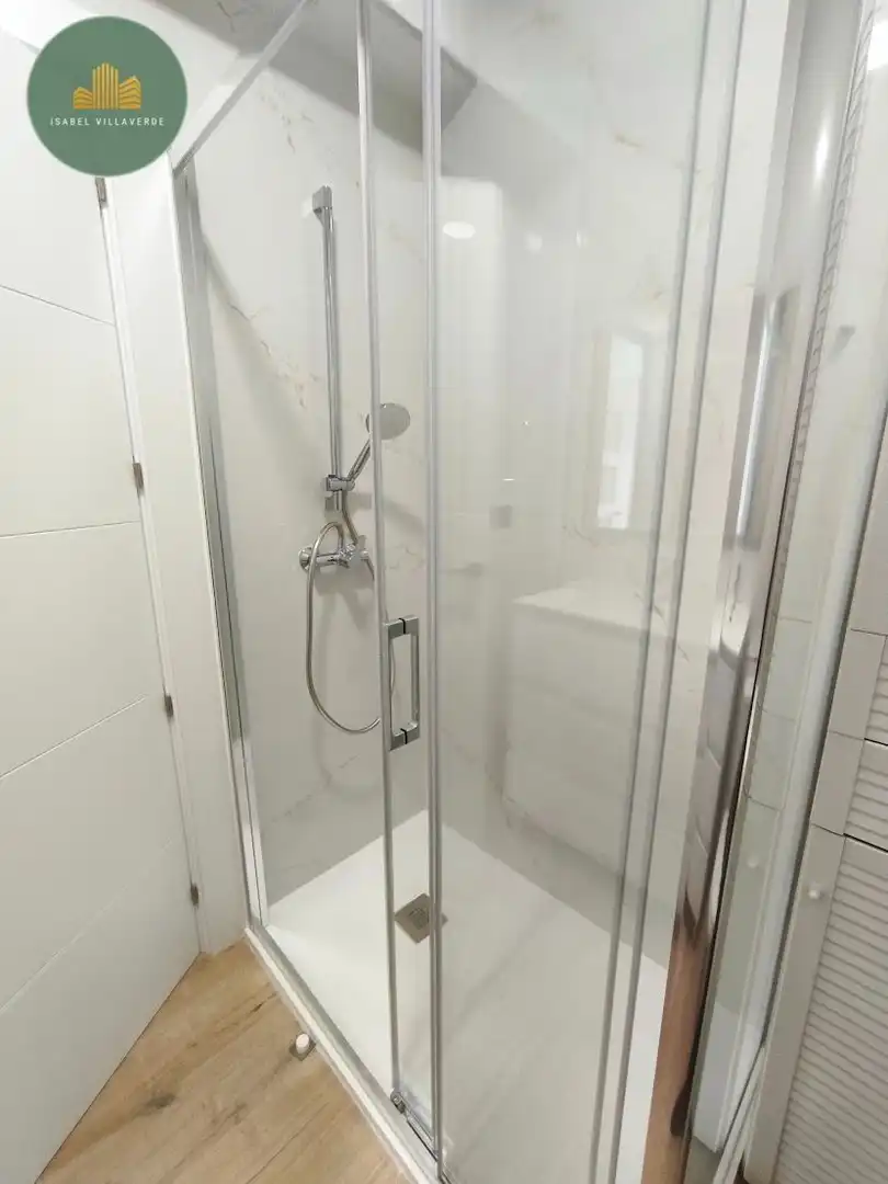 Bathroom of Flat for rent in A Coruña Capital   with Heating and Terrace