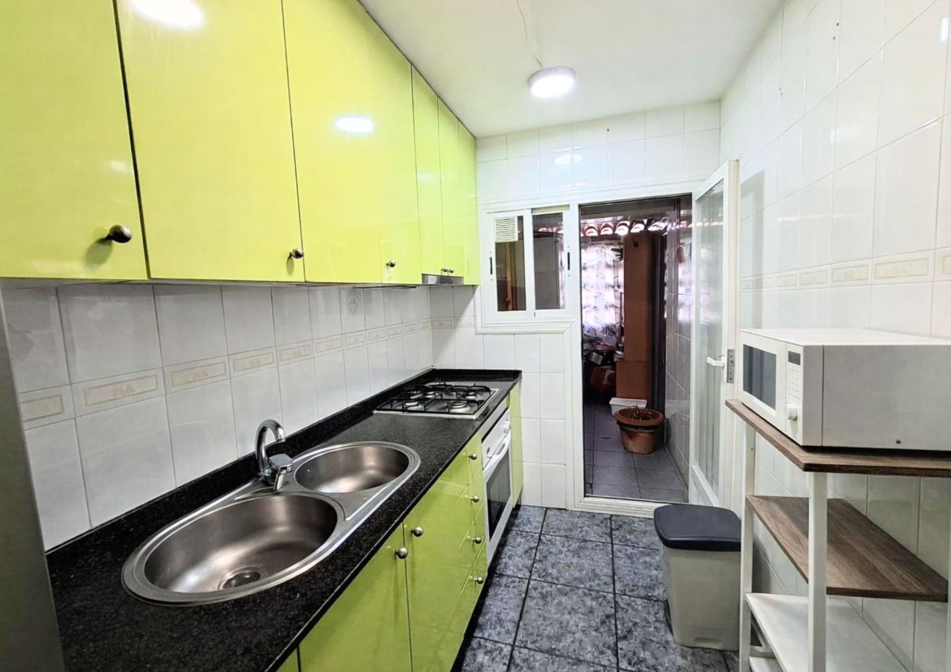 Kitchen of Flat for sale in Sabadell  with Terrace