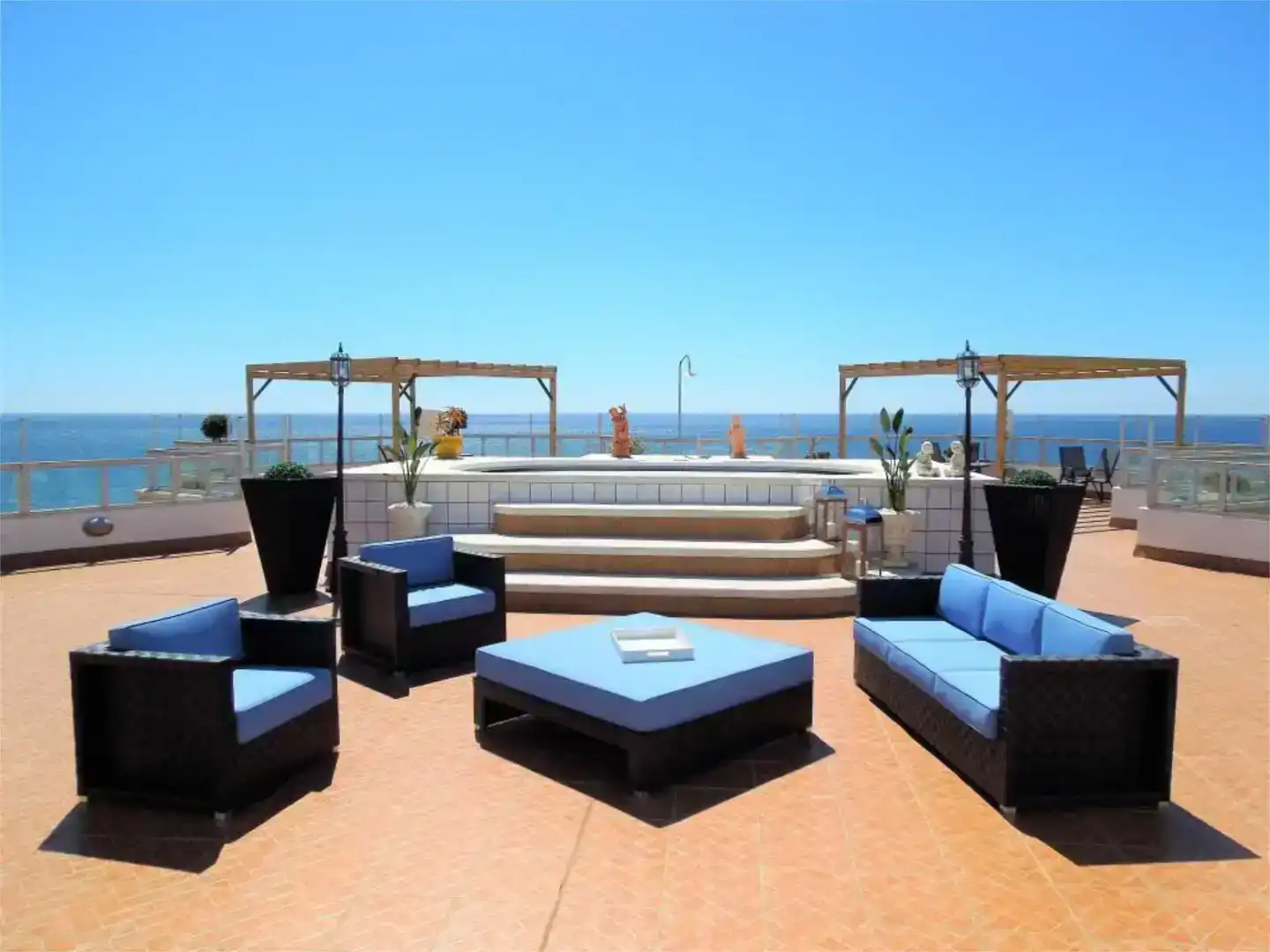 Terrasse von Dachboden zum Verkauf in Torrox mit Klimaanlage und Schwimmbad