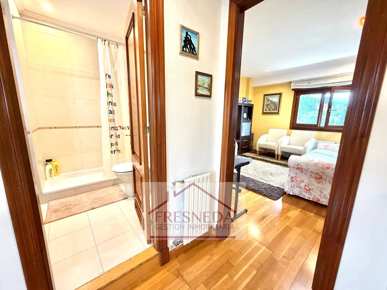 Casa adosada en venda en Siero amb Calefacció, Jardí privat i Parquet