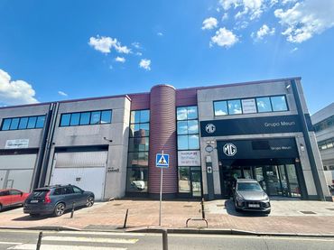 Office space with lift to rent in Bagatza - San Vicente