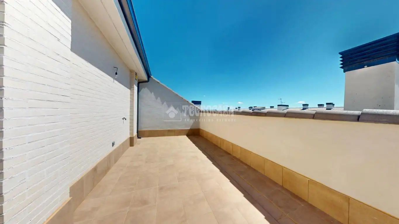Terrasse von Wohnung zum Verkauf in Villanueva de la Torre mit Parkett, Terrasse und Möbliert