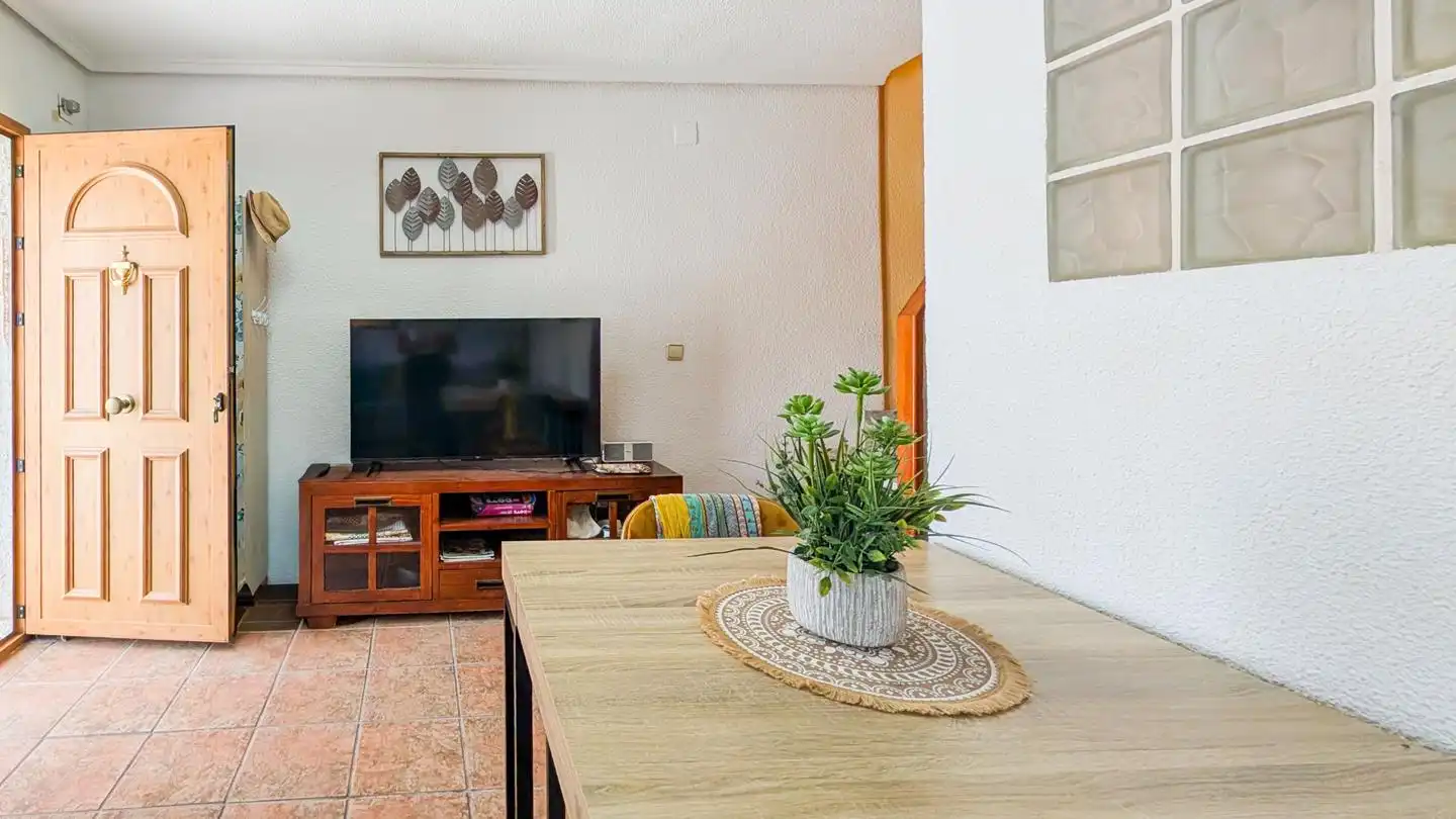 Sala de estar de Casa adosada en venta en Santa Pola con Aire acondicionado, Terraza y Amueblado