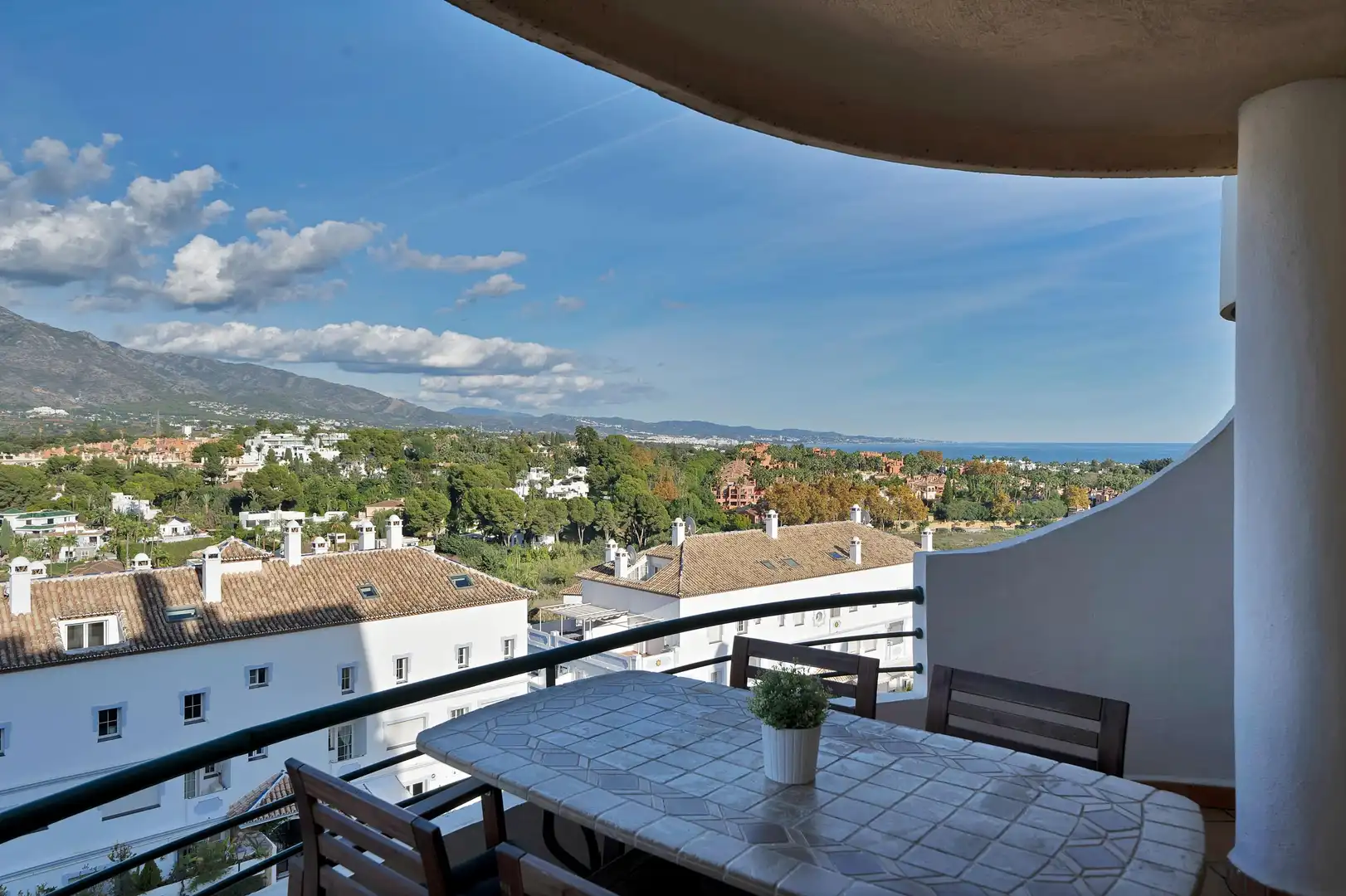 Terraza de Apartamento en venta en Marbella con Aire acondicionado, Calefacción y Jardín privado