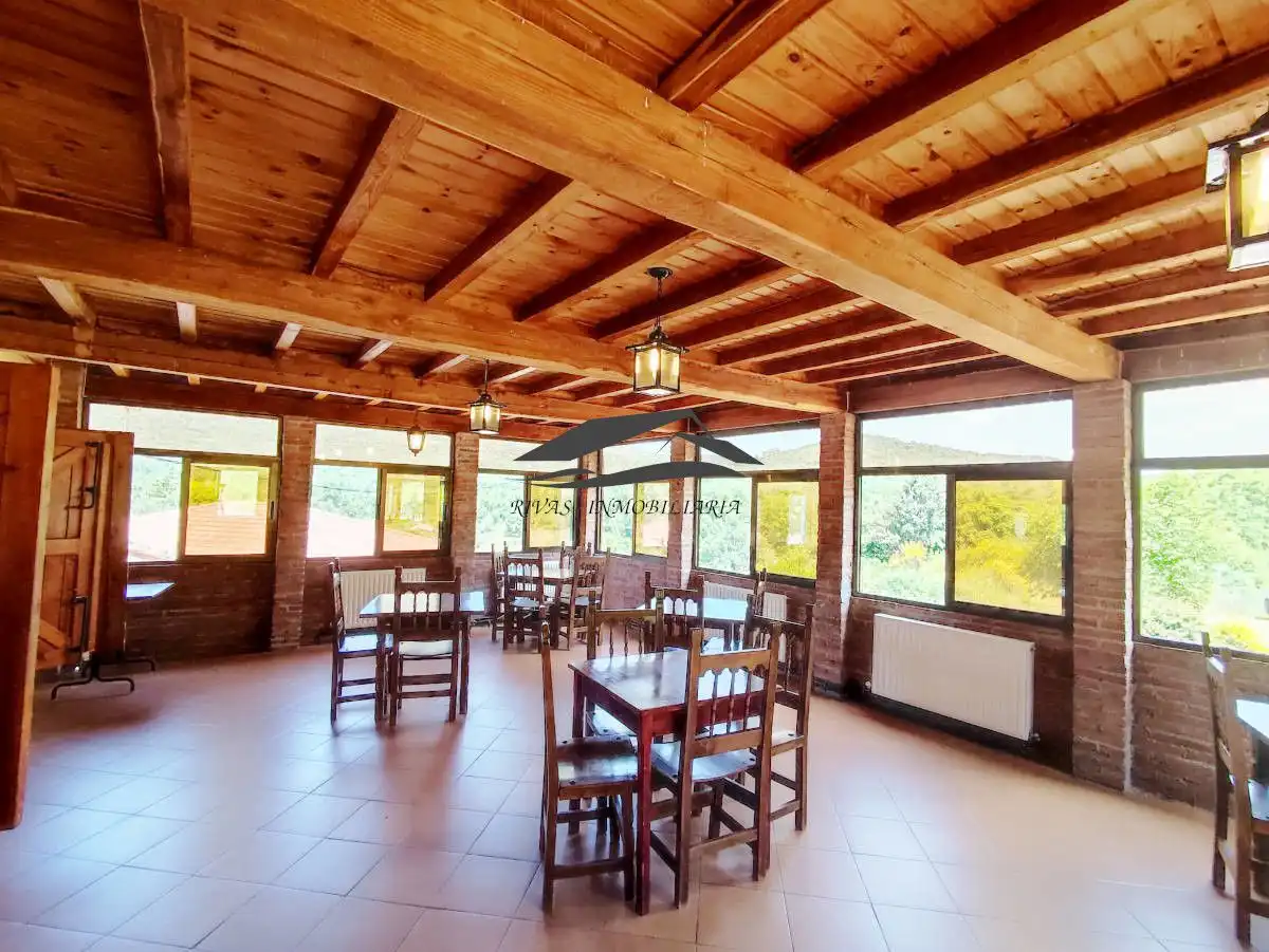 Commercial properties for sale in Miranda del Castañar  with Furnished