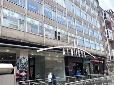 Office space with lift to rent in Agirre Lehendakariaren Etorbidea