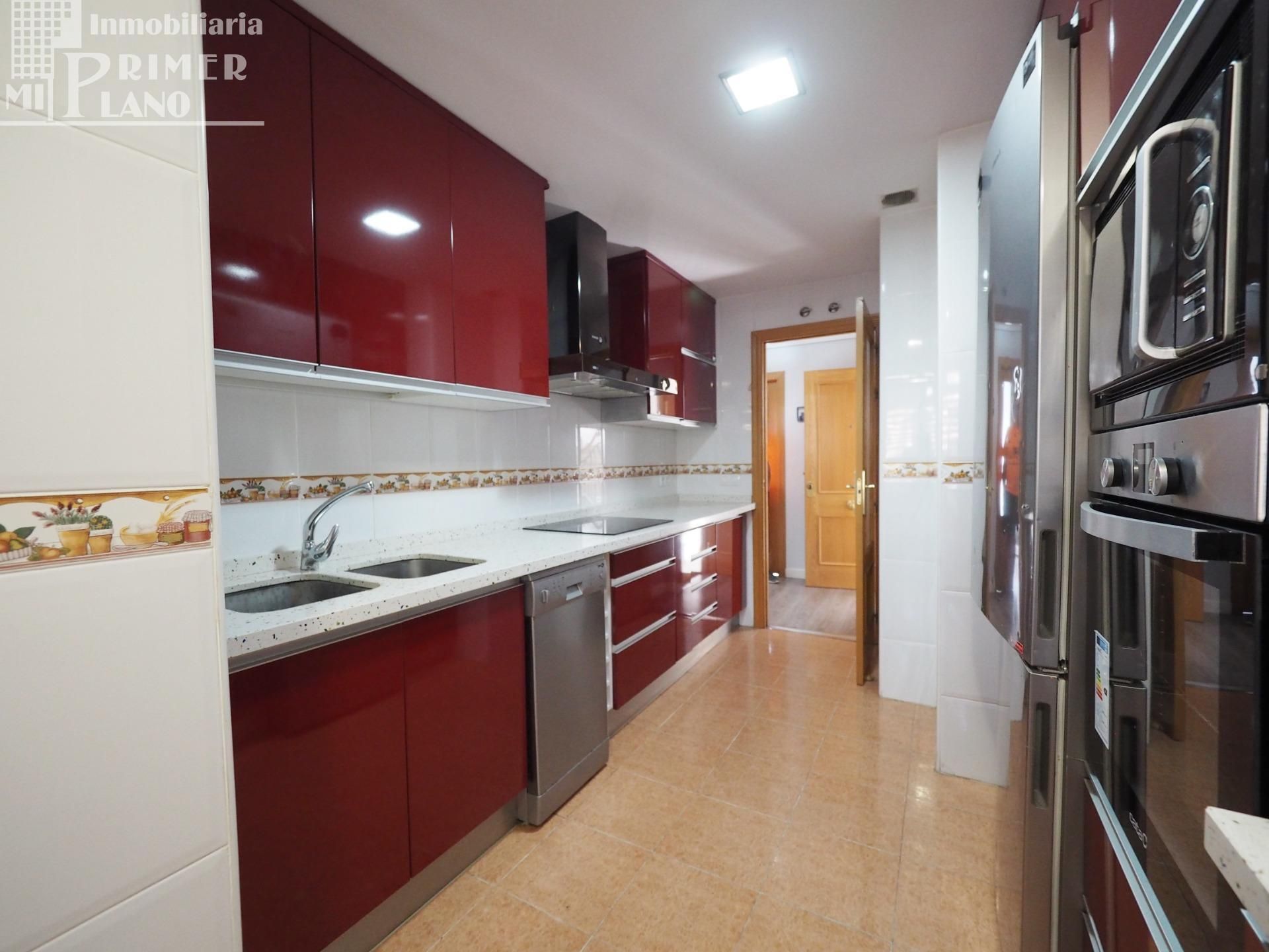Kitchen of Flat for sale in Tomelloso  with Heating, Private garden and Terrace