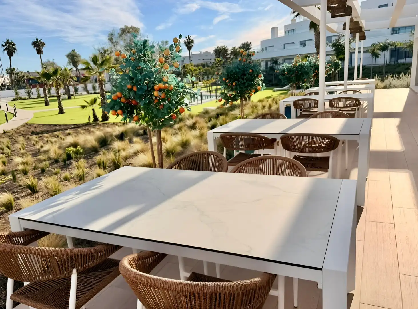 Terraza de Apartamento de alquiler en Estepona con Aire acondicionado, Terraza y Piscina