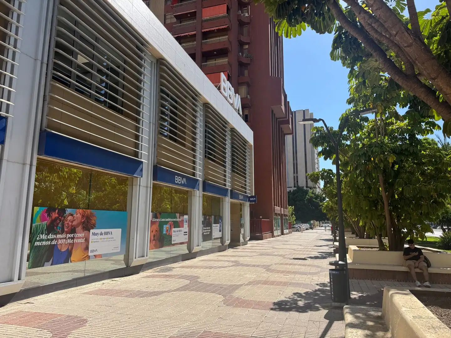 Oficina de lloguer a Andalucia, Carranque - Haza Cuevas