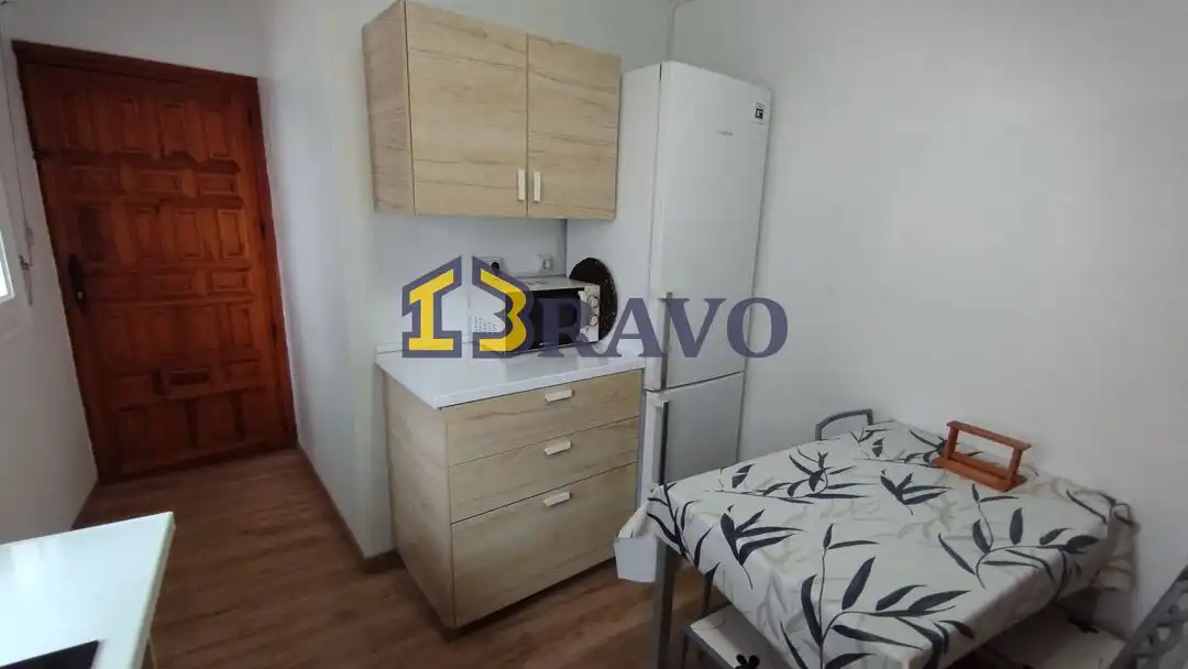 Cuina de Pis en venda en Medina de Pomar amb Calefacció, Moblat i Balcó