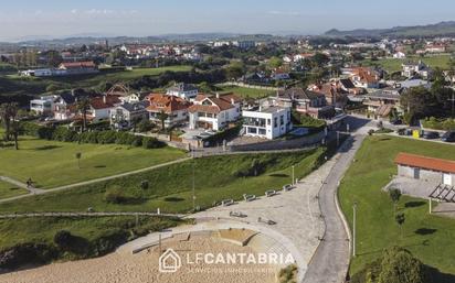 Exterior view of House or chalet for sale in Santa Cruz de Bezana  with Heating, Private garden and Swimming Pool