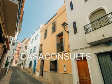 Maison avec balcon à vendre à Sierra Engarcerán