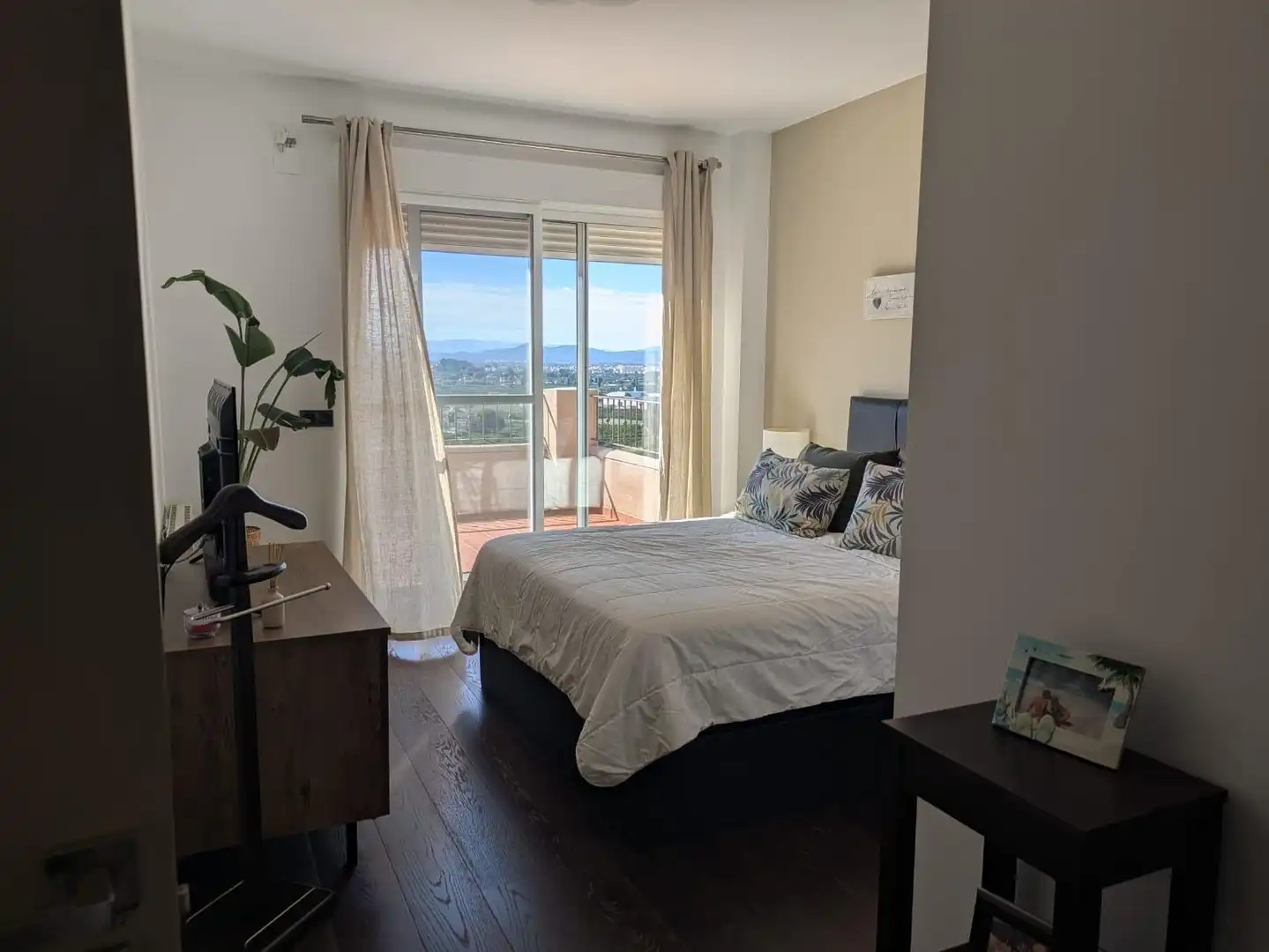 Dormitori de Casa o xalet en venda en Alzira amb Aire condicionat, Jardí privat i Parquet