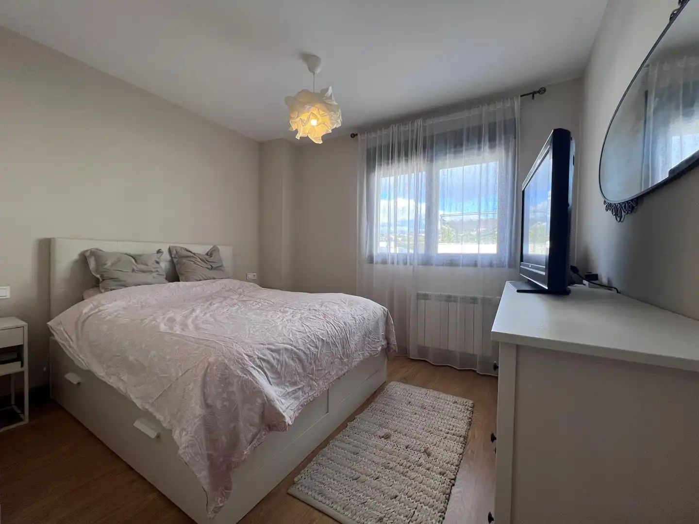 Bedroom of Flat for sale in Cáceres  with Storage room, Swimming Pool and Furnished